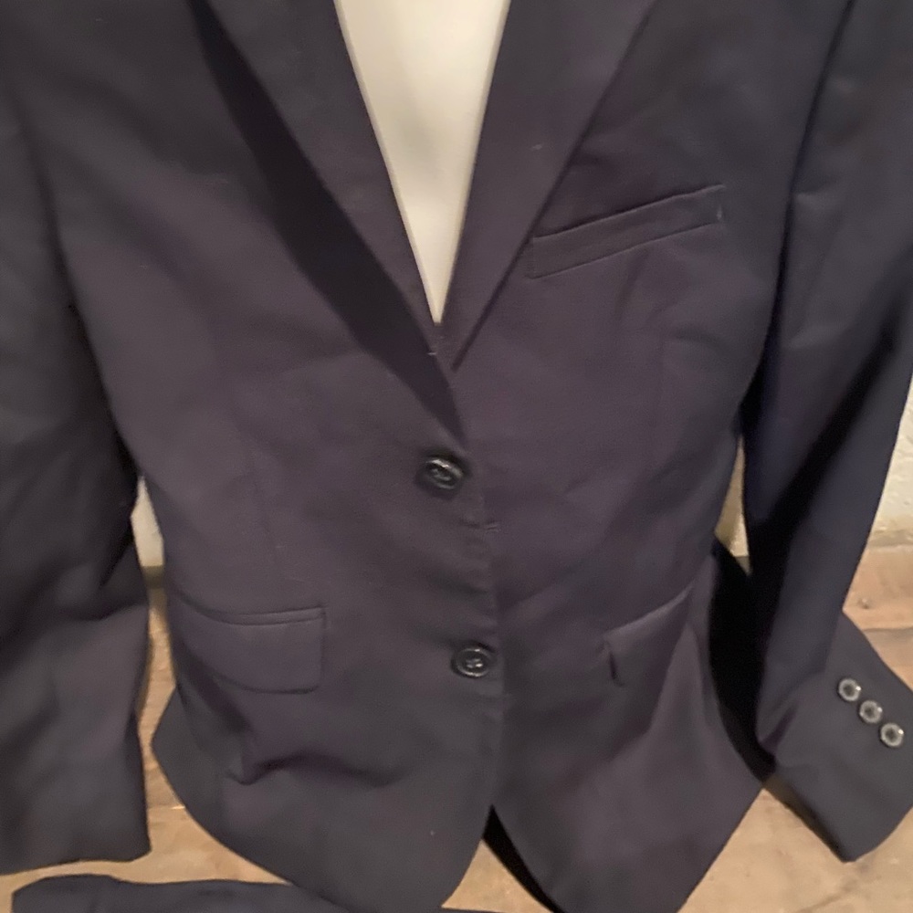 H and m boys suit